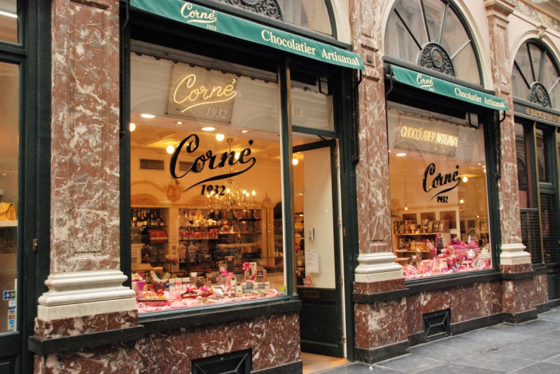 boulangerie-NEOULES-min_chocolate_chocolaterie_shop_luxury_chic_gallery_brussels_belgium-558146