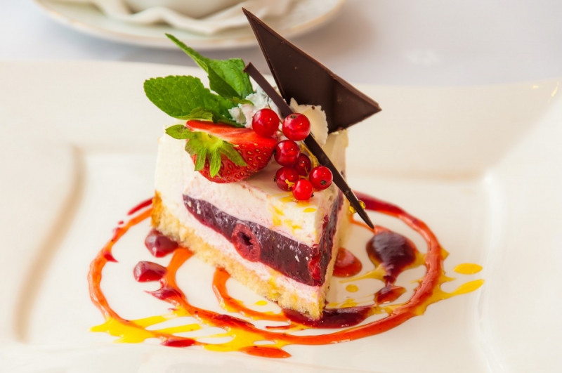boulangerie-NEOULES-min_the_cake_dessert_eating_bun_colorful_sweet_dish_taste_cake_with_cream-941034